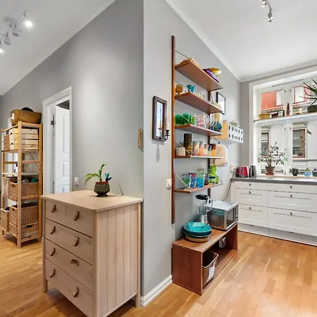 公寓 Centrally Located With Balcony 卑爾根